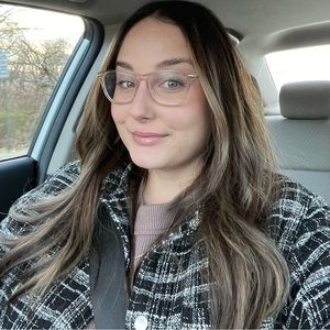 Meet your Posher, Savannah